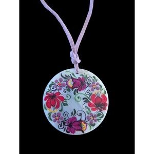 Vintage Hand Painted Mother of Pearl Pendant Necklace Floral Design